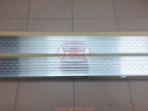 Bậc lên xuống Land Cruiser FZJ100