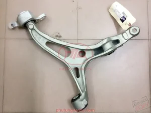 Càng A trước dưới Mercedes GL450