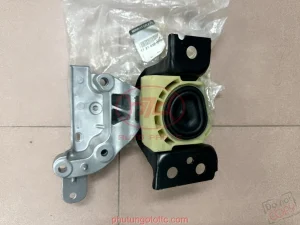 Chân máy trước Renault Duster 2016 (RH)