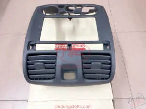 Cửa gió táp lô giữa D-Max ( liền ốp)