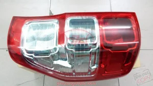Đèn hậu Ford Ranger 2013