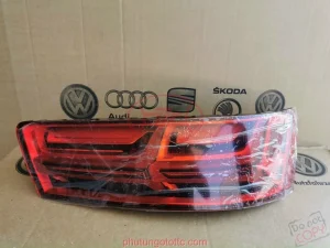 Đèn hậu Q7