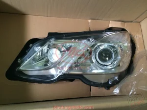 Đèn pha Mercedes C300