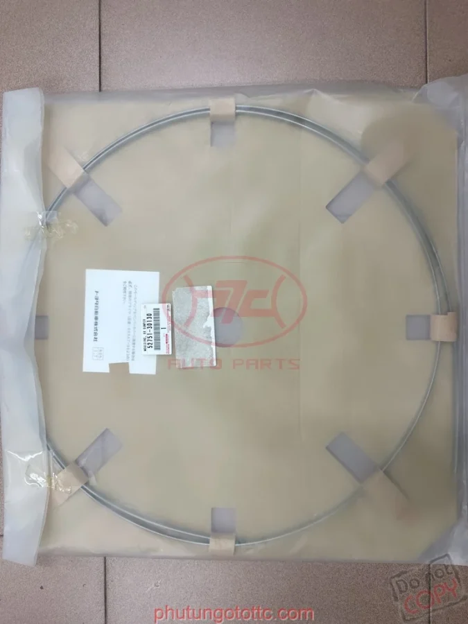 Nẹp ba đờ xốc sau Crown 3.0 JZS155