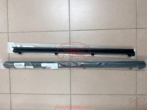 Nẹp chân kính cánh cửa sau trong Lexus RX350-RX450H 2010-2014