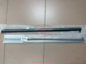 Nẹp chân kính hông sau Land FZJ100
