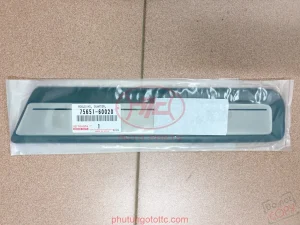 Nẹp hông sau Land Cruiser FZJ80