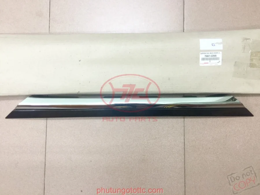 Nẹp nắp cốp sau Altis 2016 – 2018 Sport