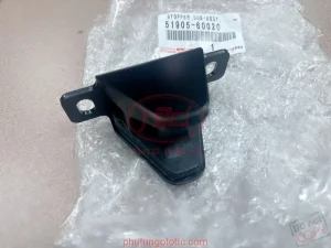 Ngoàm đỡ giá lốp dự phòng Land FZJ100