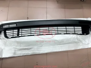 Ốp ba đờ xốc trước dưới Highlander 2015 (liền lưới)