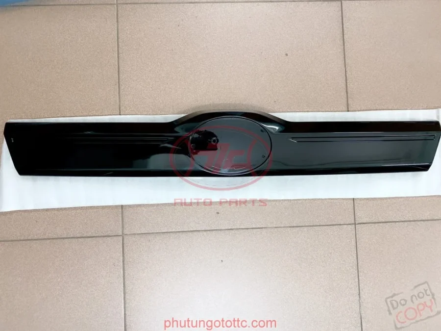 Ốp cửa hậu Raize