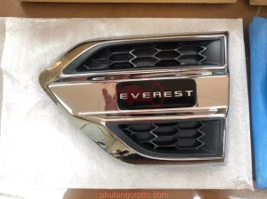 Ốp mang cá Ford Everest