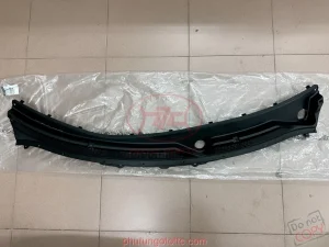 Ốp nhựa chân kính chắn gió Koleos 2010-2014