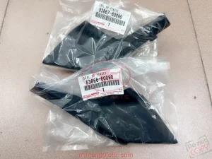 Ốp nhựa góc chân kính chắn gió trước Prado 2010