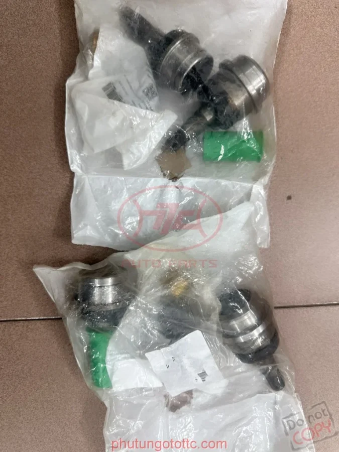 Rô tuy đứng trên Jeep Wrangler 2010