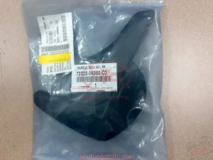 Tay ngả ghế giữa sau innova 10-17 (RH)