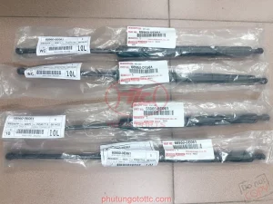 Ty chống cửa hậu Highlander 2011-2012